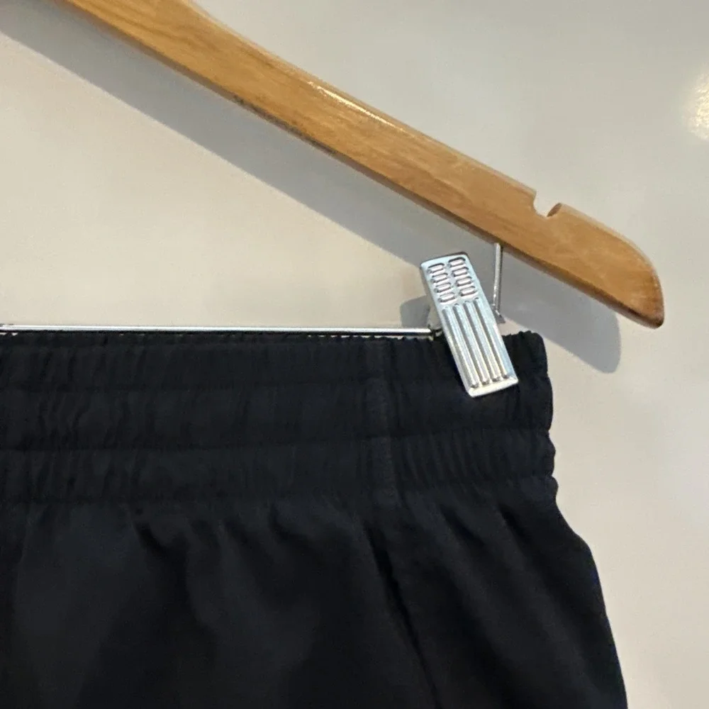 Athleta Mesh Racer Run Shorts Womens xxs black Lined 4